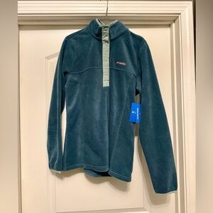 NWT women’s Columbia Benton Springs 1/2 snap pull over size medium